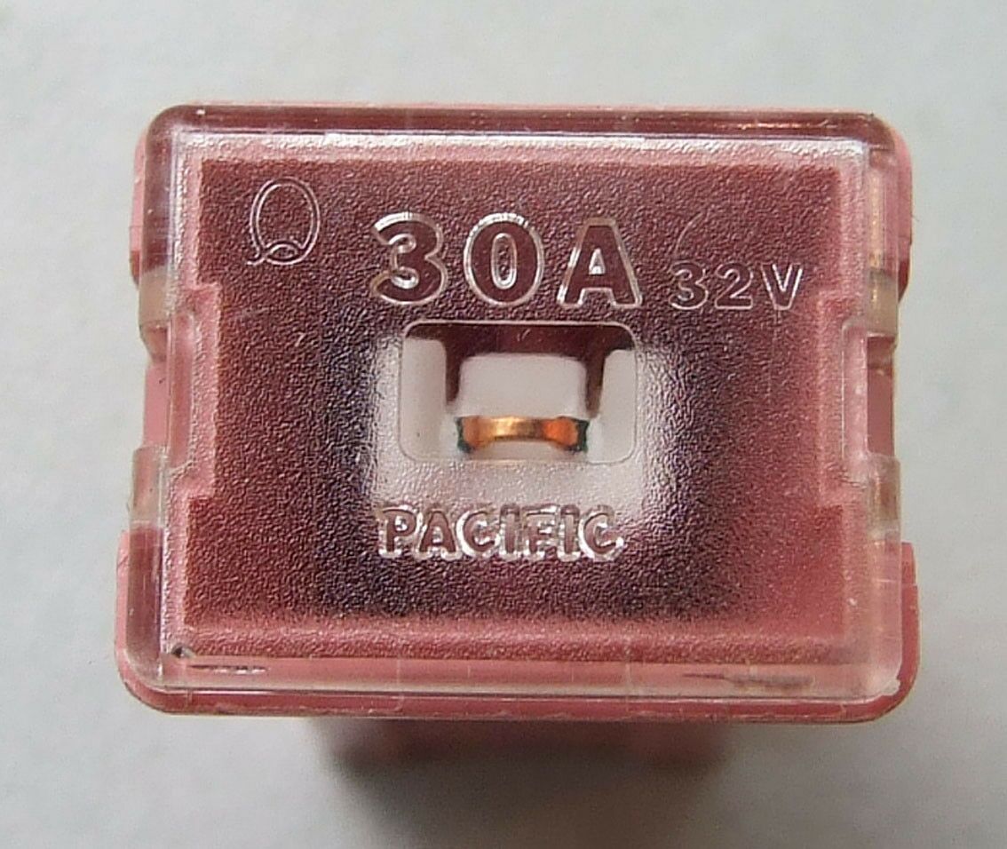 Осигурач јапонски 30amp, розе