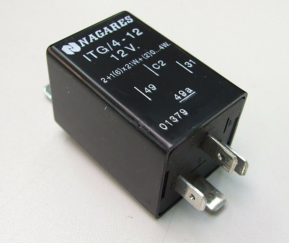 Реле мигавец. 12v ; 4 изводи