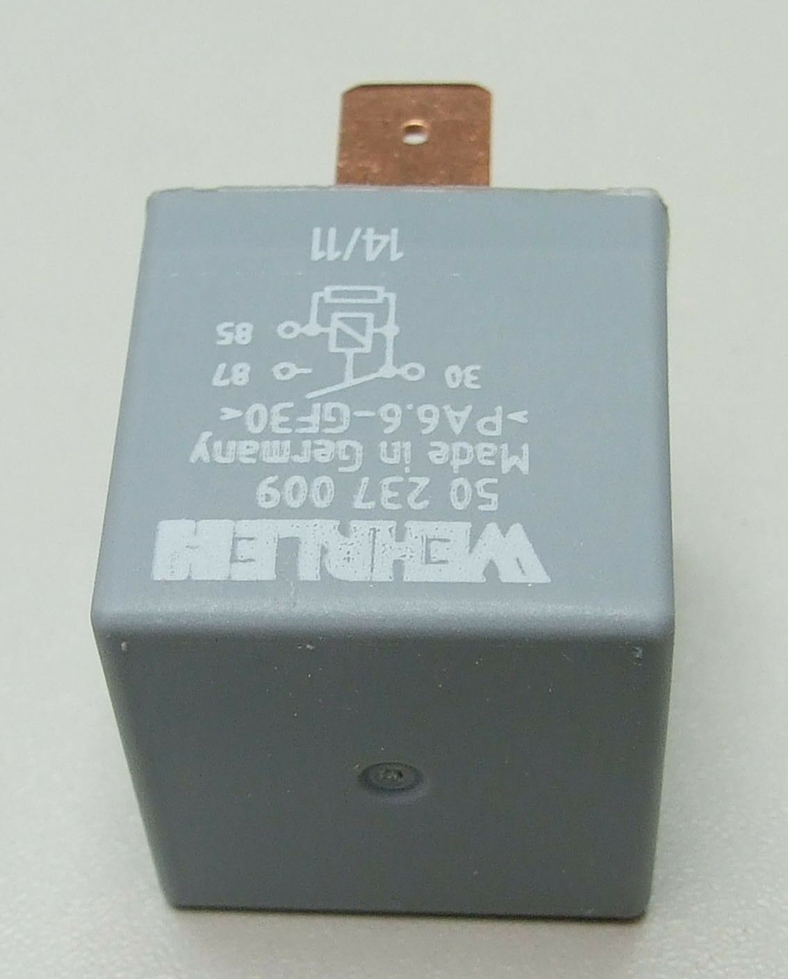 Реле грејач 12v vw golf iii 1, 9td skoda felicia 1