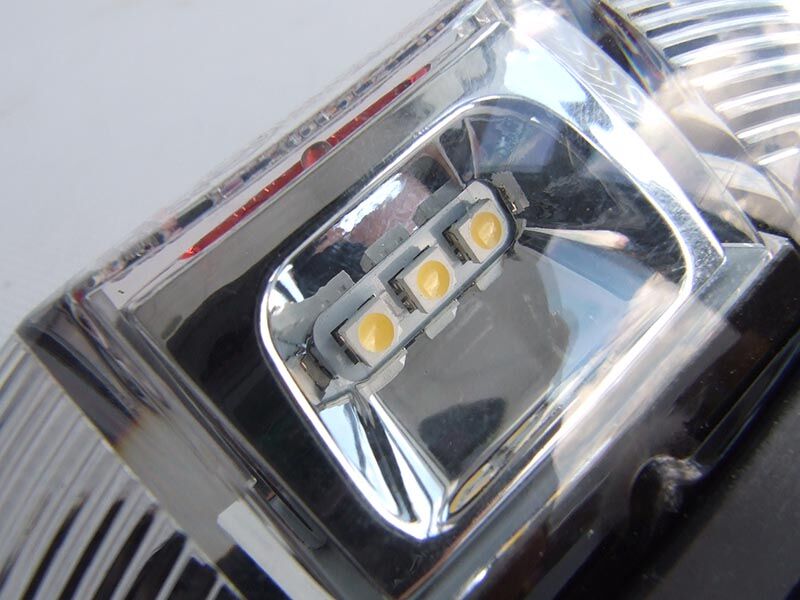 Габарит led d 12-24v  црв./бело/жолто со носач рамно